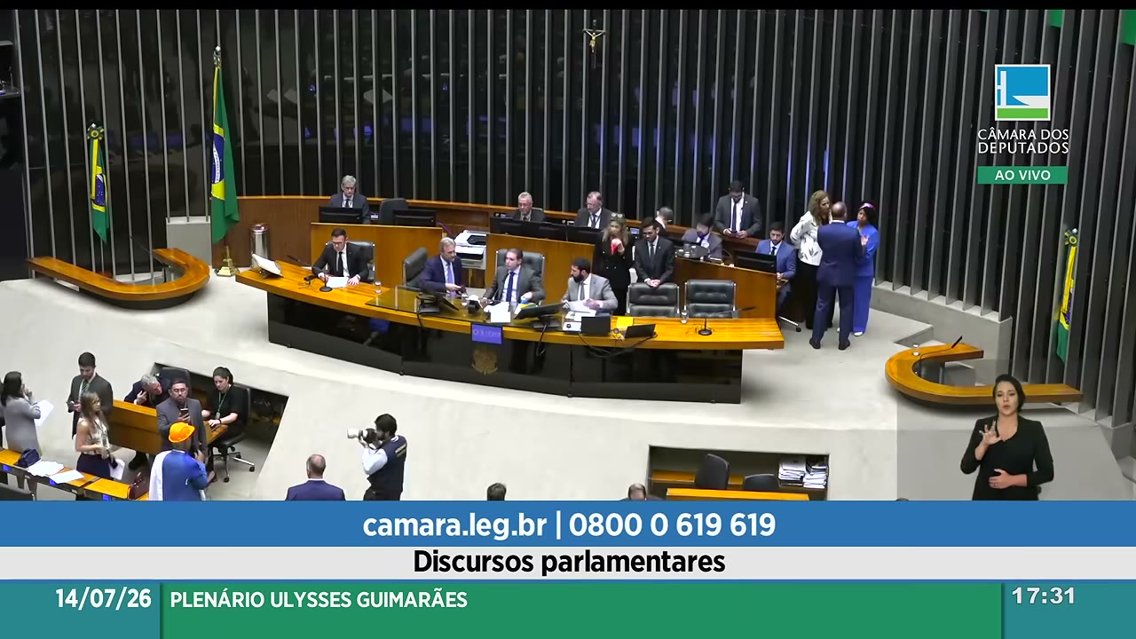 Vídeo do evento em 1:37:16