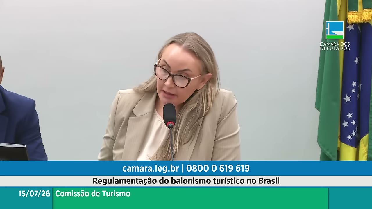 Vídeo do evento em 1:05:45