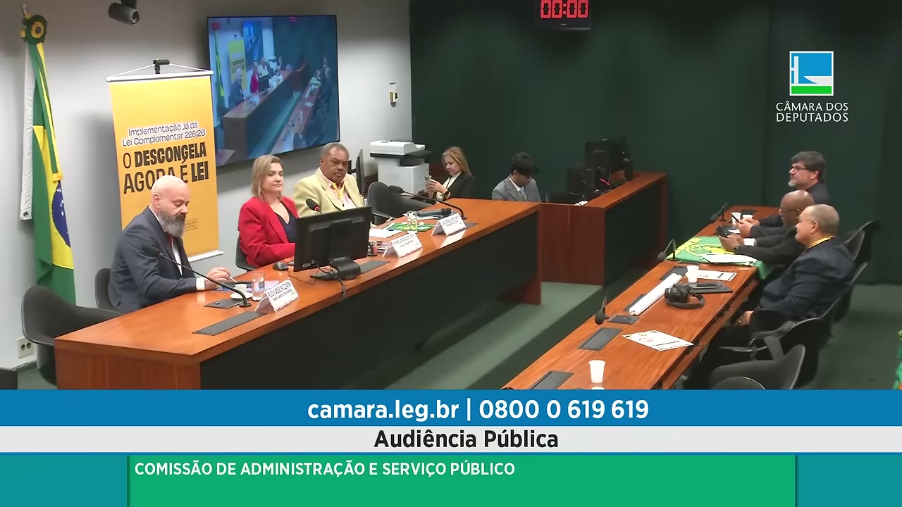 Vídeo do evento em 1:15:05