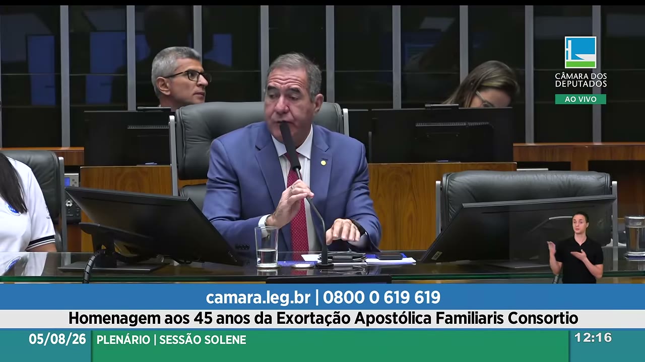 Vídeo do evento em 1:01:44