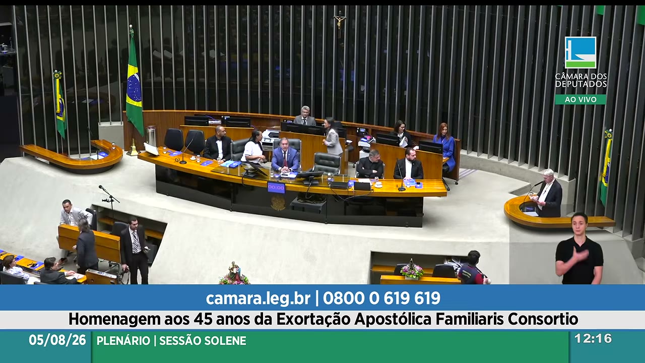 Vídeo do evento em 1:02:18