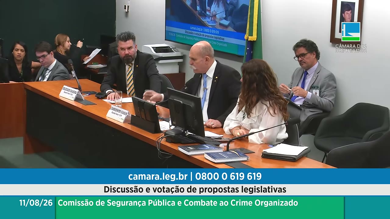 Vídeo do evento em 2:06:37