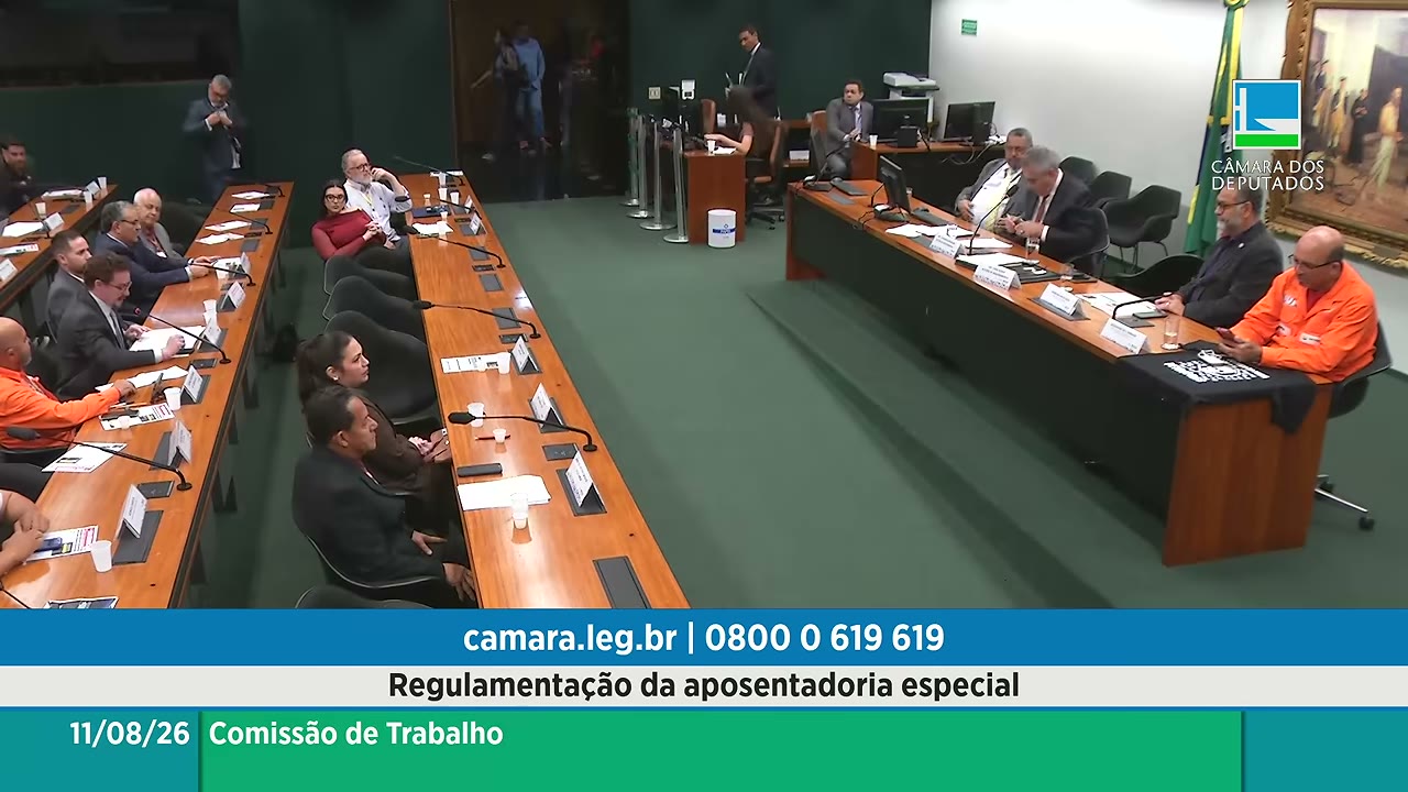 Vídeo do evento em 2:03:31