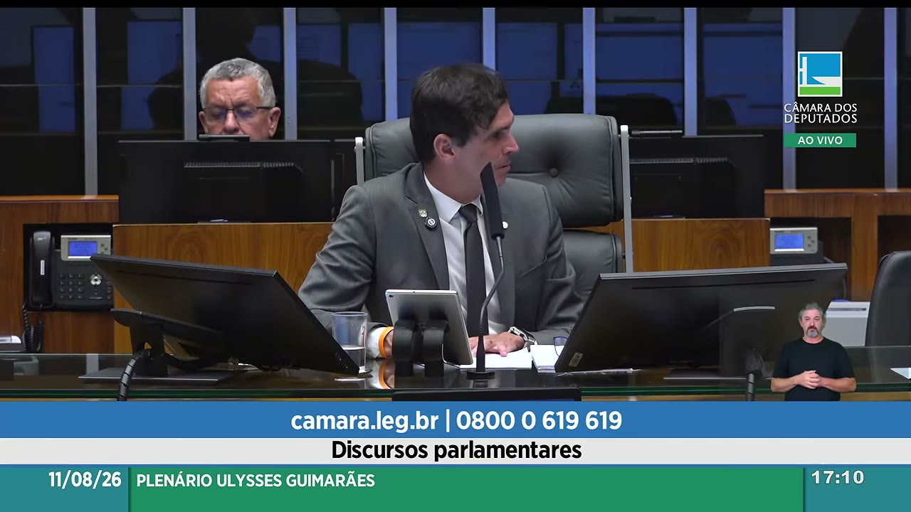 Vídeo do evento em 1:37:53