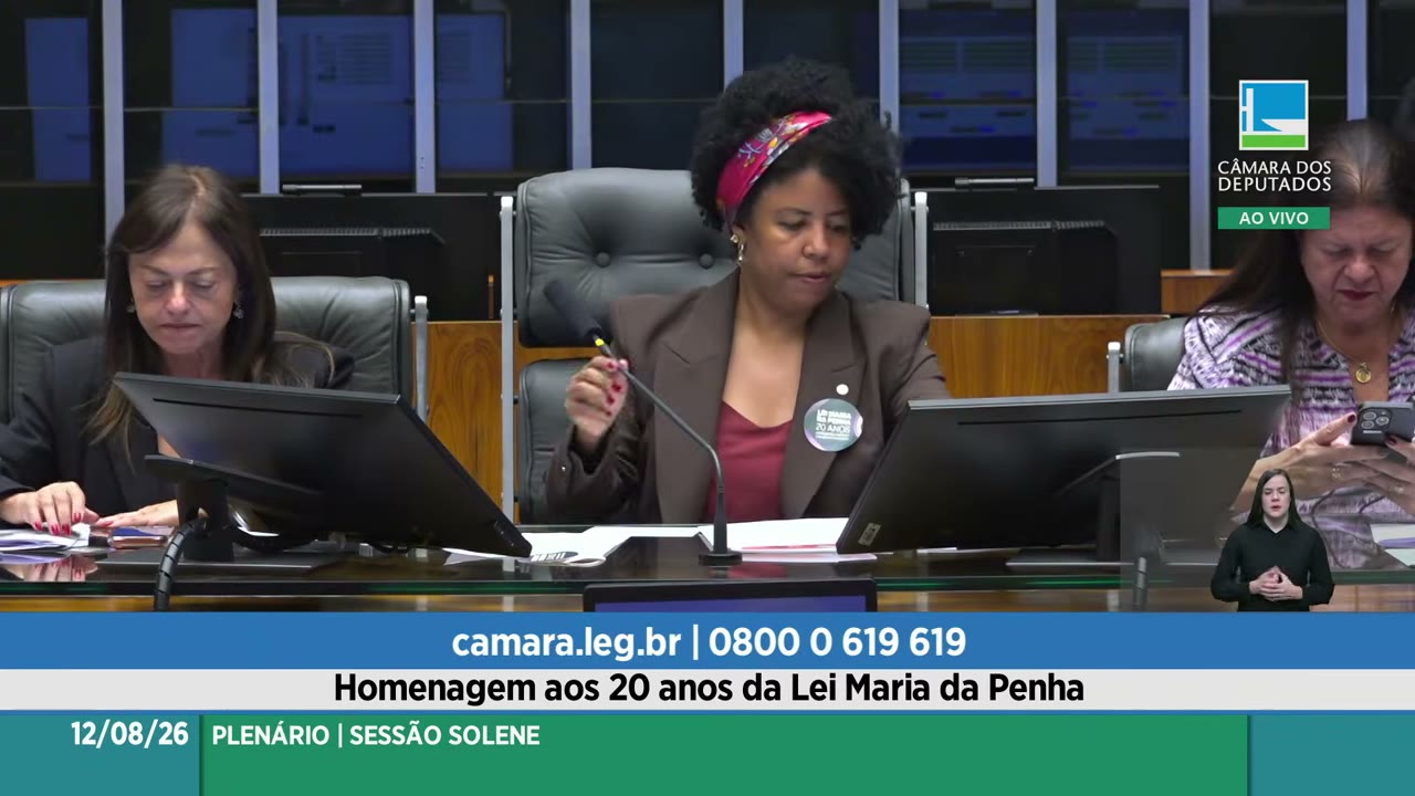 Vídeo do evento em 1:04:31
