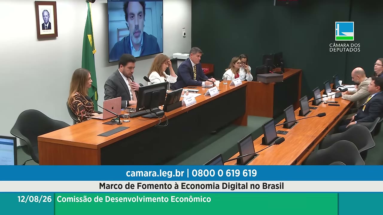 Vídeo do evento em 1:09:49