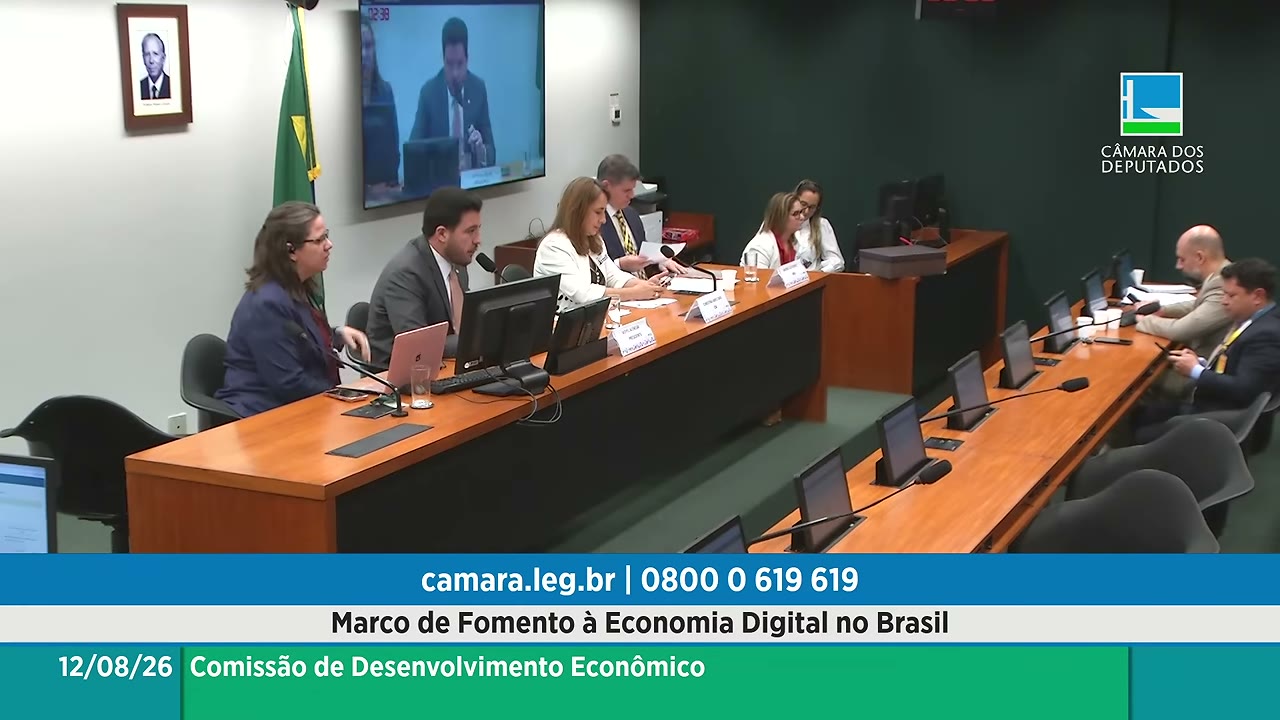 Vídeo do evento em 1:44:32