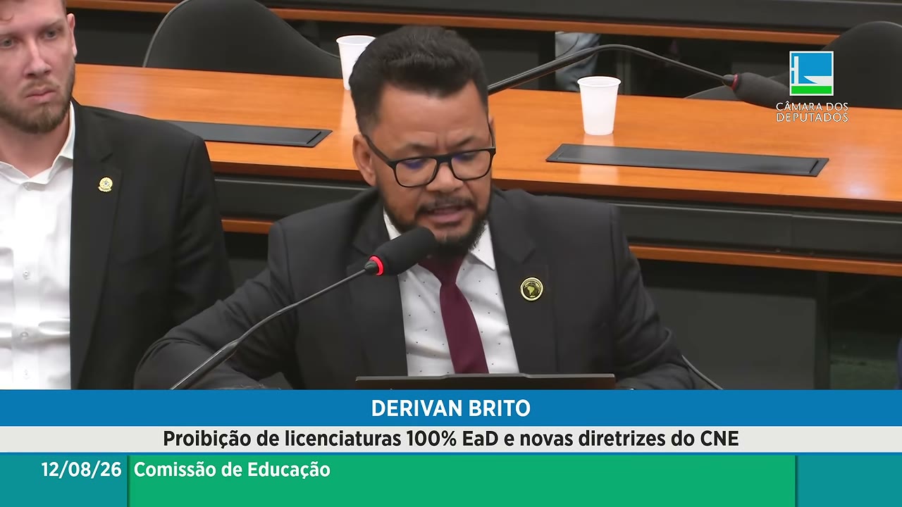 Vídeo do evento em 1:44:14