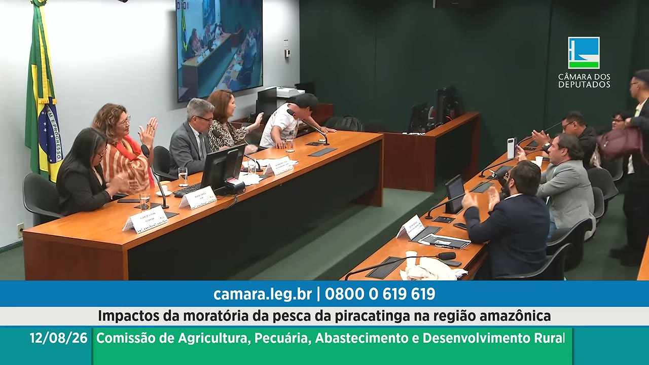 Vídeo do evento em 1:21:26