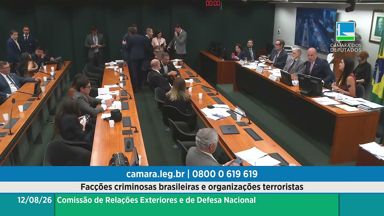 Vídeo do evento em 2:04:06