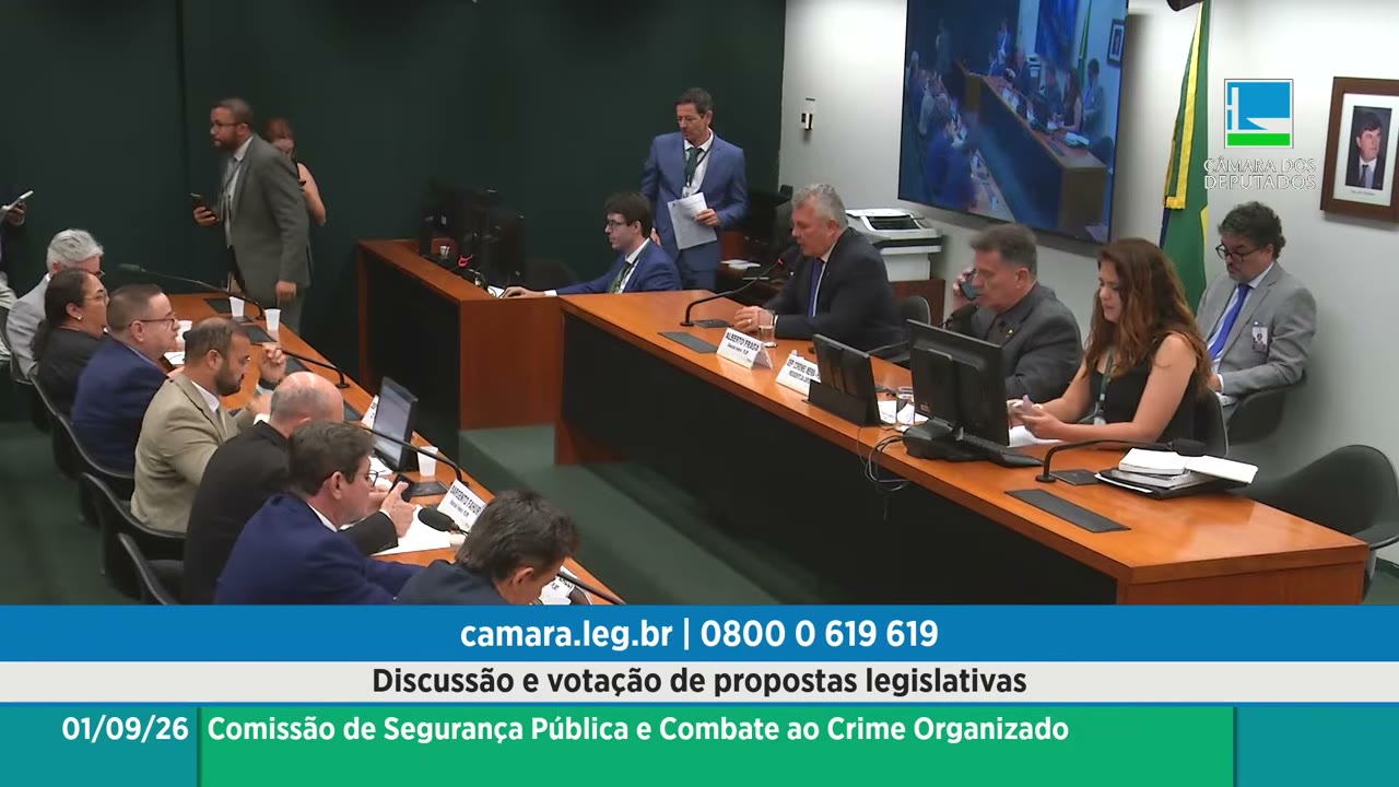 Vídeo do evento em 1:03:15