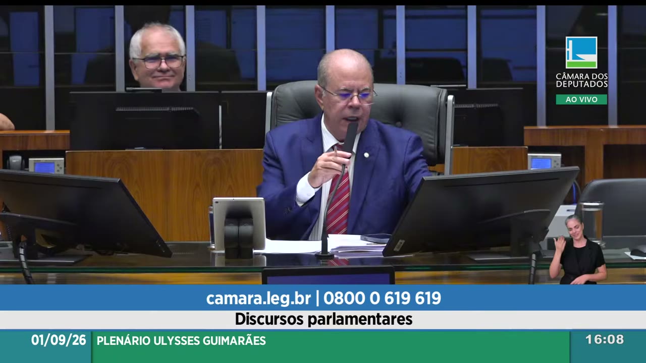 Vídeo do evento em 1:02:05