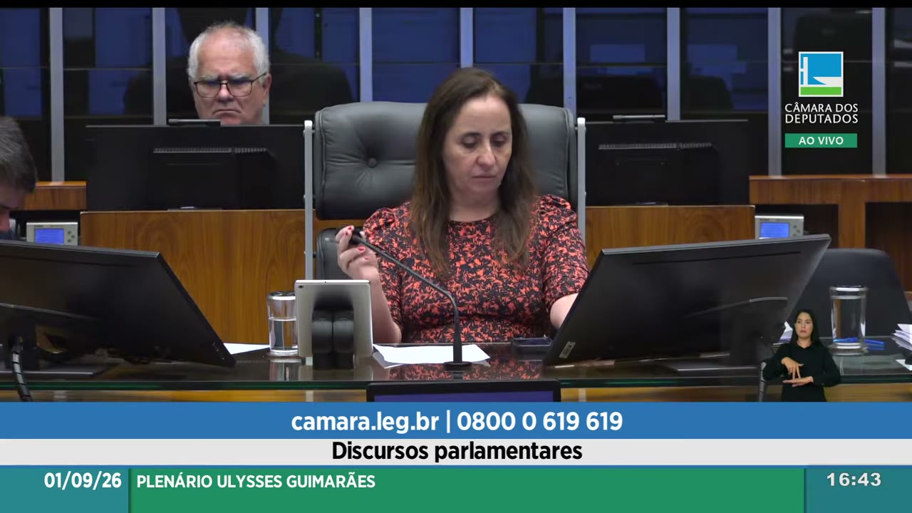 Vídeo do evento em 1:36:20