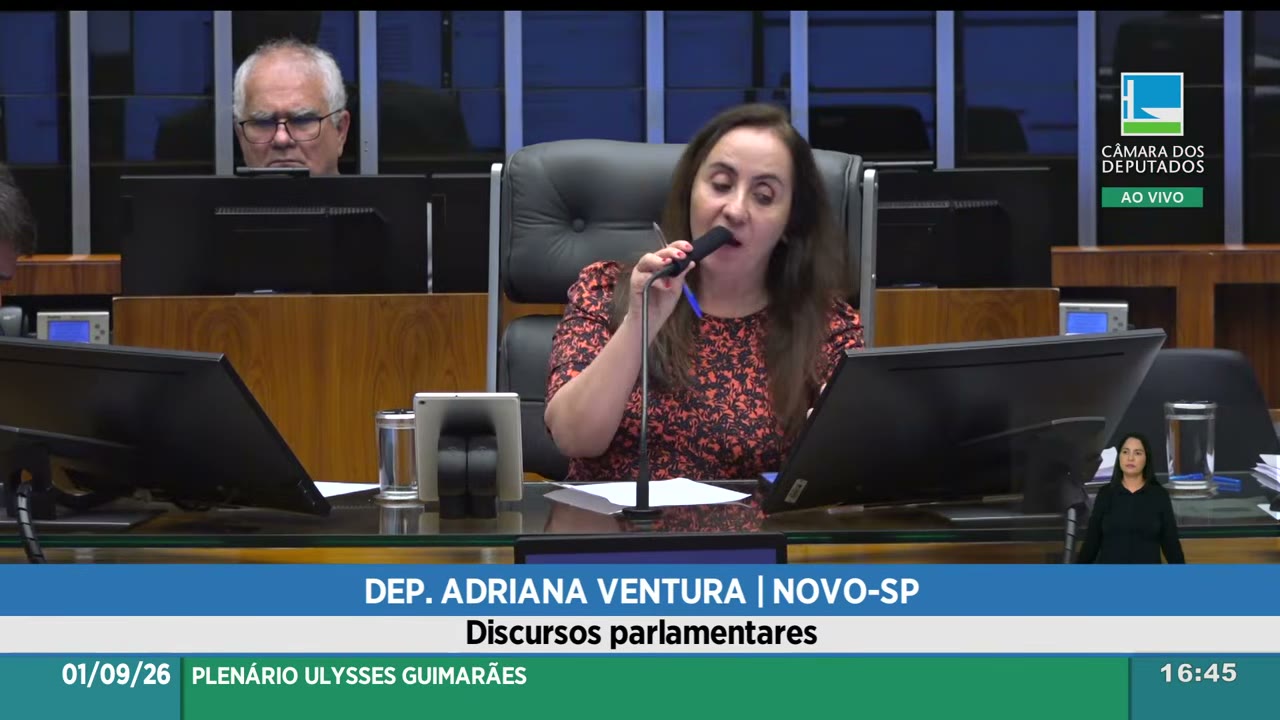 Vídeo do evento em 1:39:12
