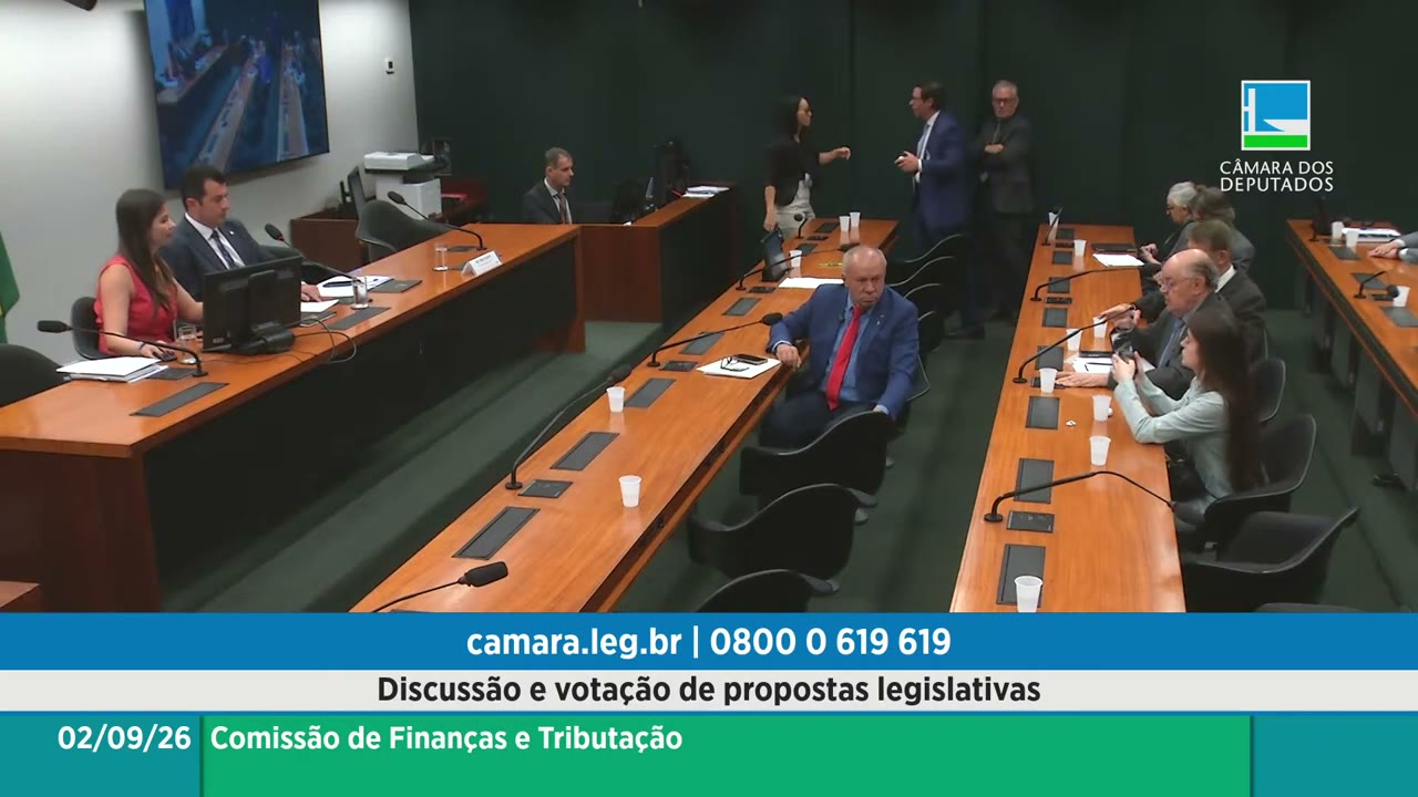 Vídeo do evento em 1:02:12