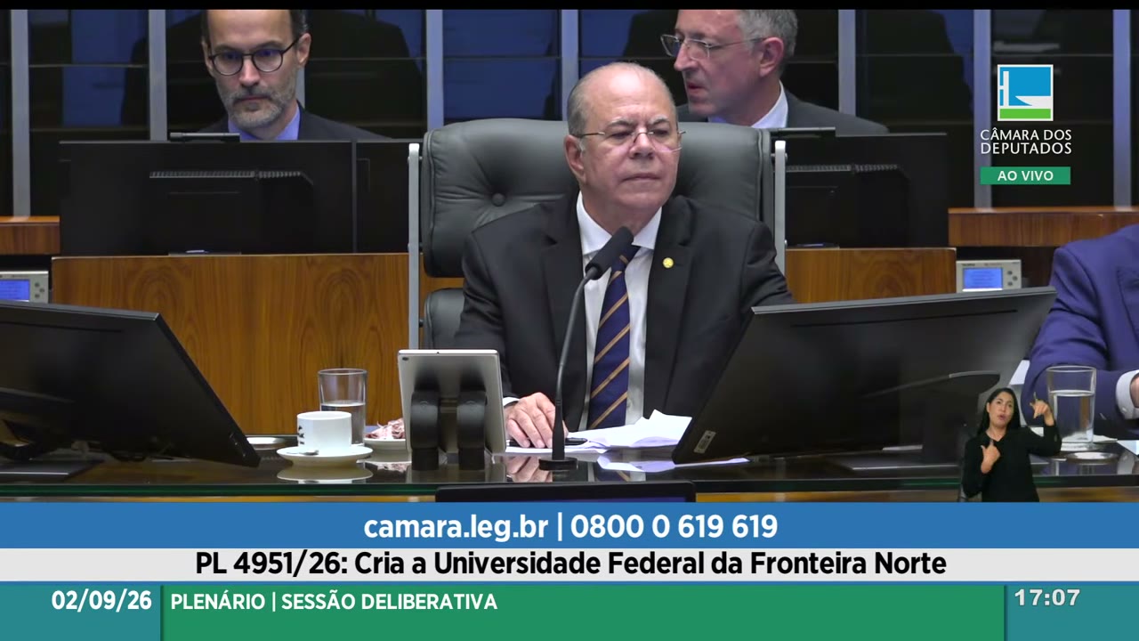 Vídeo do evento em 2:03:49