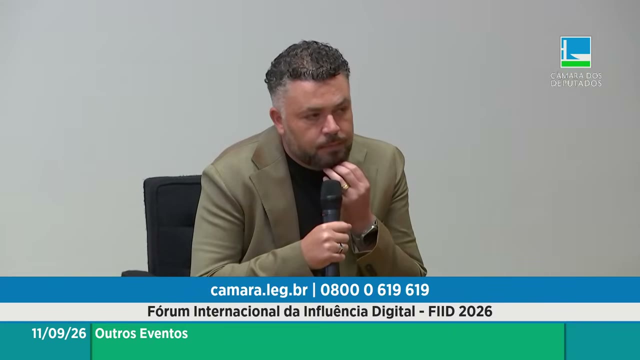 Vídeo do evento em 1:02:54