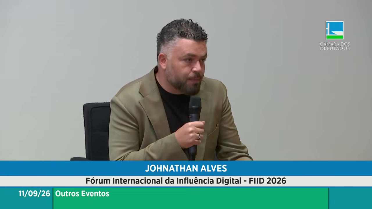 Vídeo do evento em 1:04:07