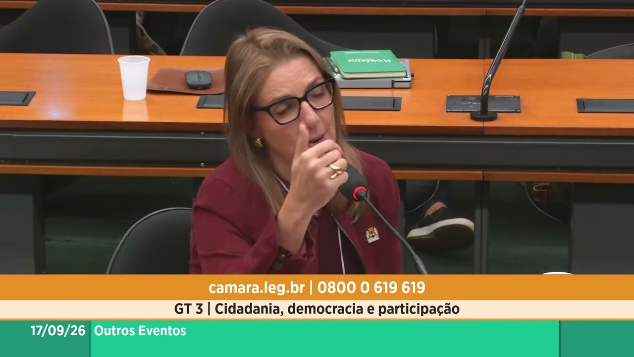 Vídeo do evento em 1:44:15