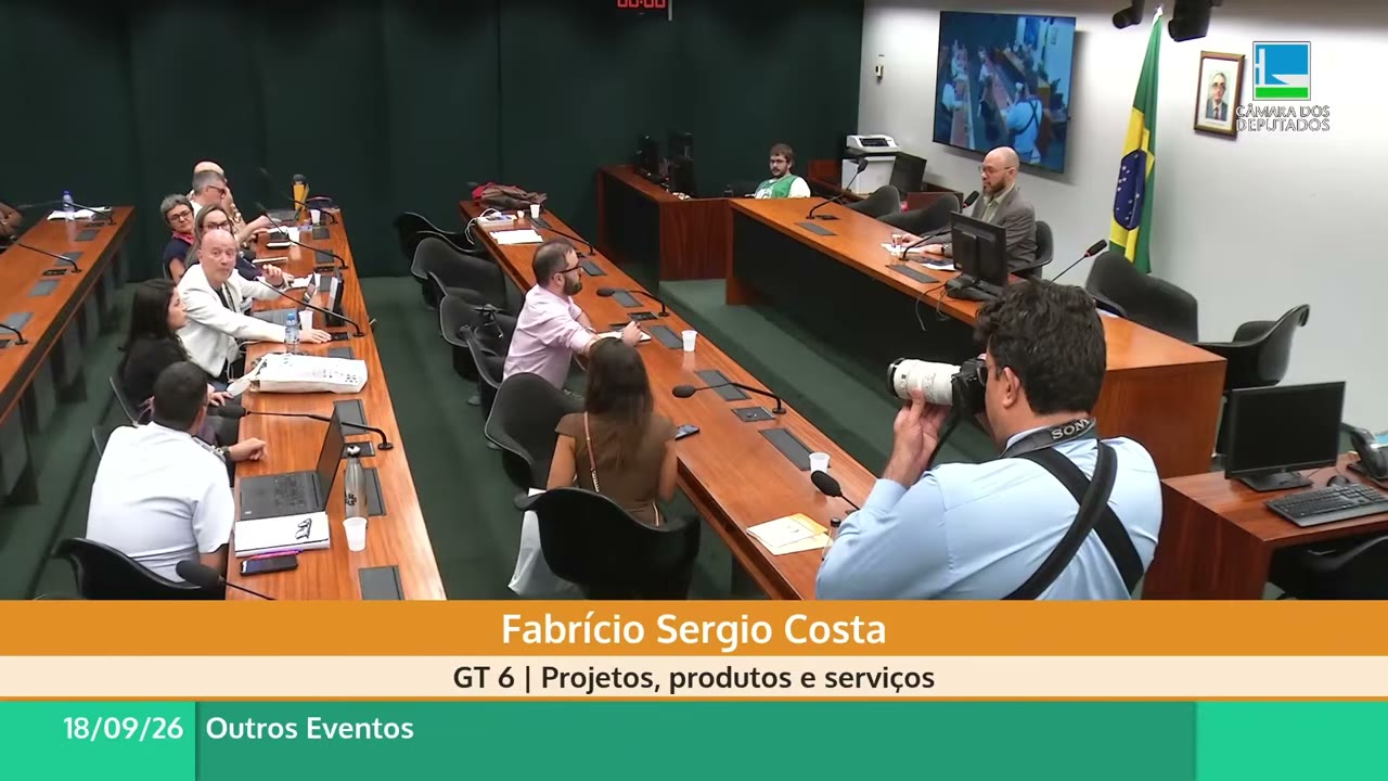 Vídeo do evento em 1:15:43